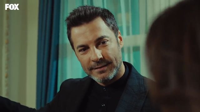 Yasak Elma'da izleyiciyi çıldırtan öpüşme sahnesi! RTÜK'e telefon yağdı - Resim: 3