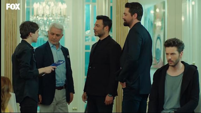 Yasak Elma'da izleyiciyi çıldırtan öpüşme sahnesi! RTÜK'e telefon yağdı - Resim: 2