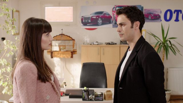 Yasak Elma gerdek gecesi sahnesi olay oldu! Birden soyunmaya başlayınca... - Resim: 1