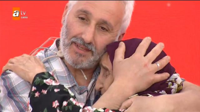 60 yıl sonra evlatlık verilen oğluna kavuştu Müge Anlı canlı yayında buluşma - Resim: 1