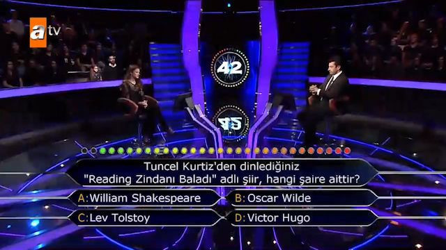 Milyoner'in sunucusu Kenan İmirzalıoğlu'nu duygulandıran Tuncel Kurtiz sorusu - Resim: 3