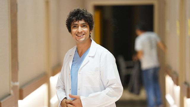 Doktorlar'ın Ela'sı Mucize Doktor'da! Yasemin Ergene diziye katıldı - Resim: 1