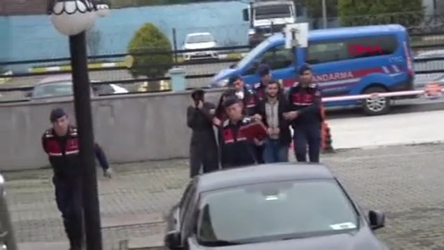 Emre Aşık'ın eşi uyuşturucu taciriyle yakalanan eşi Yağmur Aşık hakaret etmiş - Resim: 2
