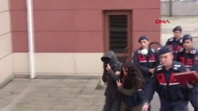 Emre Aşık'ın eşi uyuşturucu taciriyle yakalanan eşi Yağmur Aşık hakaret etmiş - Resim: 3