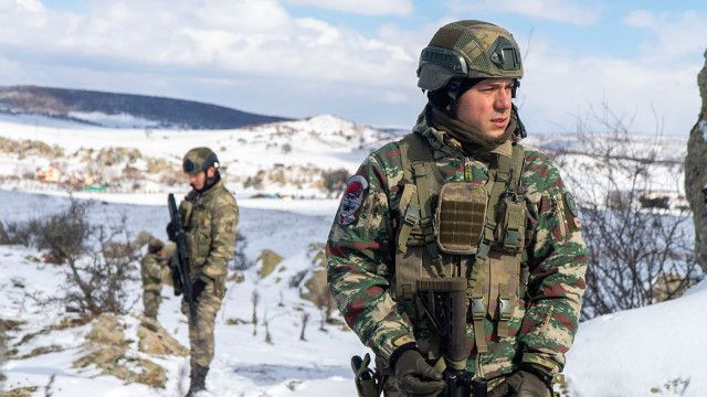 FOX'un Savaşçı dizisi bitti! Sessiz sedasız final yaptı - Resim: 4