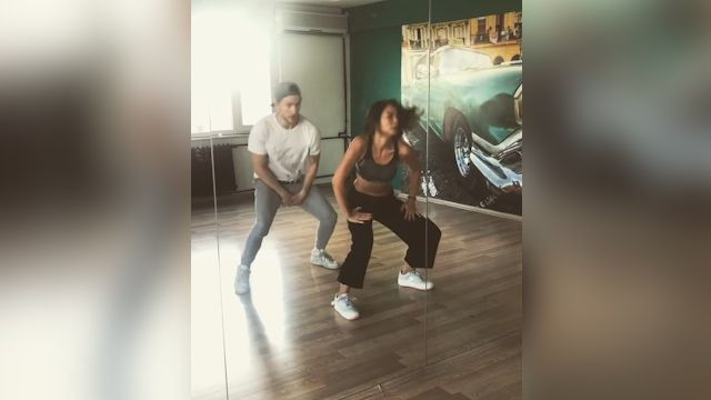 TV8 Doğduğun Ev Kaderindir yıldızı Demet Özdemir dansıyla yıktı geçti! - Resim: 3