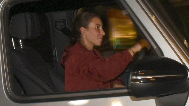 Gökhan Töre'nin eşi Buket Töre trafikte zor anlar yaşadı çözümü bakın ne oldu - Resim: 1