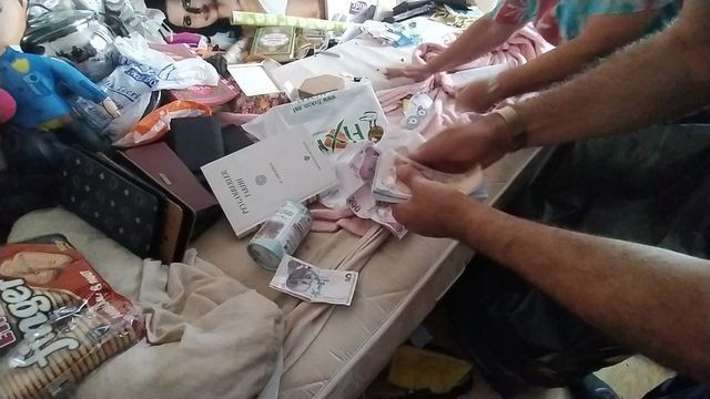 Bursa'da evden öyle şeyler çıktı ki görenler şaşkına döndü - Resim: 2