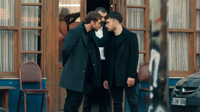 Show TV Çukur dizisine bomba isim geri dönüyor seyirci havalara uçtu - Resim: 1