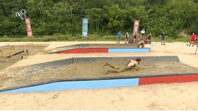 Survivor'da SMS birincisi şaşırttı Acun Ilıcalı Survivor'dan ilk elenen ismi açıkladı - Resim: 2