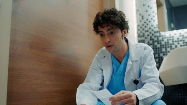 Mucize Doktor Camdaki Kız Akrep Survivor Bir Zamanlar Kıbrıs ve Alev Alev'e reyting şoku - Resim: 2