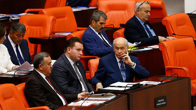 Mecliste yeni askerlik sisteminin görüşmelerine başlandı - Resim: 0