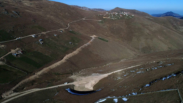 Define için kurutulmuştu Bakanlıktan Dipsiz Göl açıklaması - Resim: 0