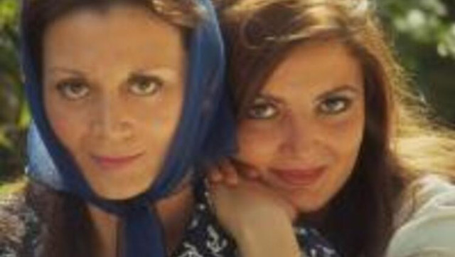 Yıldız Kenter kaç evlilik yaptı eşleri ve çocukları kimdir? - Resim: 2