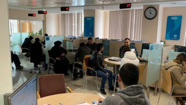 Akbank çalışanı koronavirüs nedeniyle vefat etti üstelik testleri iki kez negatif çıkmış - Resim: 0