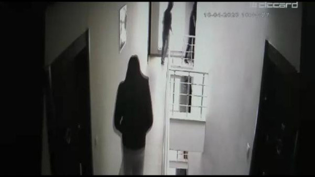 Hain sevgili! Ekip kurup erkek arkadaşının 40 bin lirasını gasp etti - Resim: 0