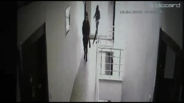 Hain sevgili! Ekip kurup erkek arkadaşının 40 bin lirasını gasp etti - Resim: 1