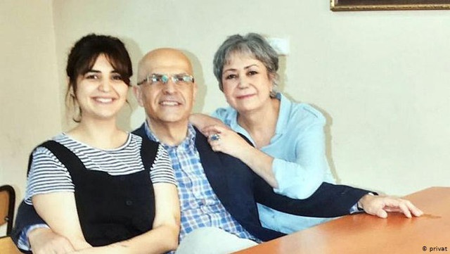 Enis Berberoğlu kimdir aslen nereli eşi ve çocukları kimdir? - Resim: 1