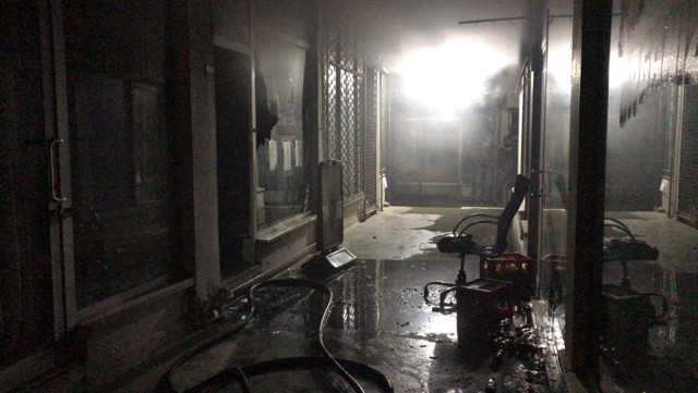 Kocaeli'de kocası boşanmak isteyince iş yerini ateşe verdi - Resim: 1