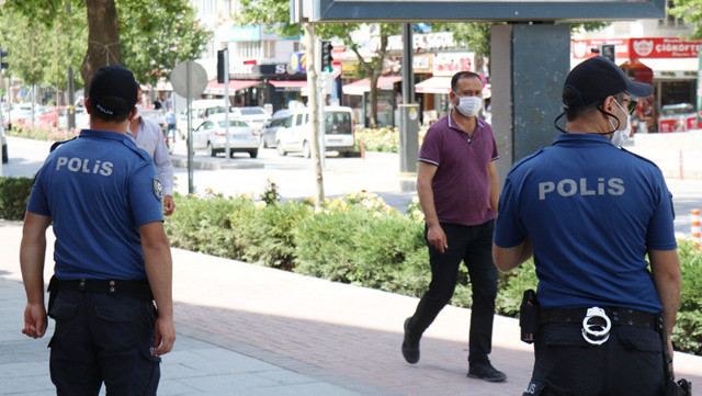 Maskesiz sokağa çıkmanın cezası ne kadar? Bugün başlıyor - Resim: 0