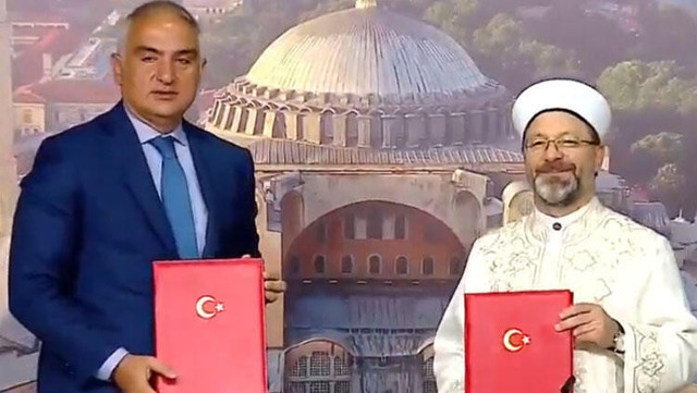 Ayasofya Camii protokolü imzalandı! Bakan Ersoy müjdeleri sıraladı - Resim: 0