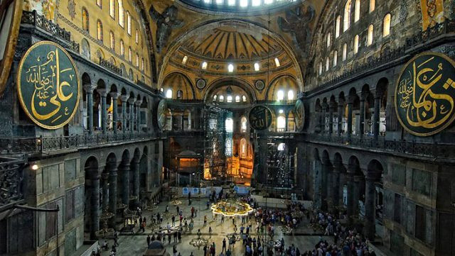 Ayasofya'daki ilk namaz için detaylar belli oldu! Kim kıldıracak içeride kaç kişi olacak? - Resim: 0