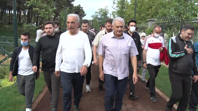 Binali Yıldırım'dan çarpıcı çıkış: Ayasofya fethin sembolü ve Fatih'in kılıç hakkıdır - Resim: 0