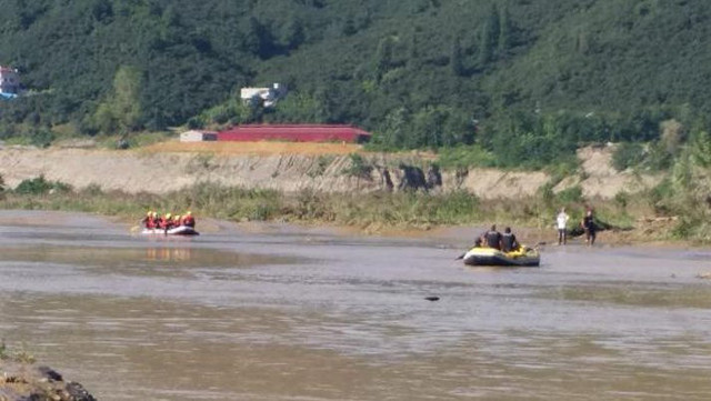 Giresun'daki sel felaketi! Ölü sayısı da şehit sayısı da arttı işte bölgeden son gelişmeler - Resim: 2