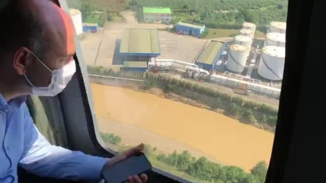 İçişleri Bakanı Süleyman Soylu Giresun'daki sel bölgesini havadan inceledi - Resim: 0