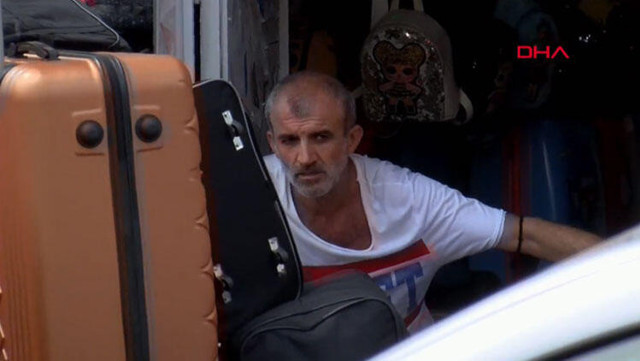 Avcılar'da silahlı kişi mağaza bastı polis alarma geçti - Resim: 0