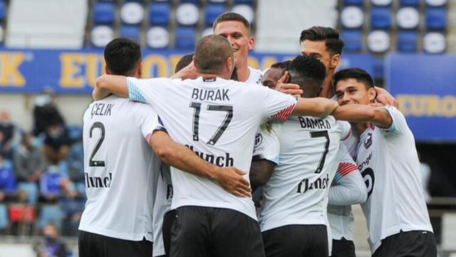 Fransızlar Burak Yılmaz'ı övdü: Gol canavarı parlamak istiyor - Resim: 0