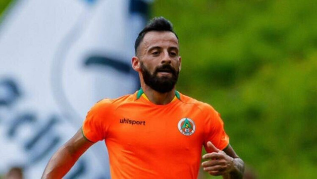 Erol Bulut'tan itiraf: Verona beni istedi ama Fenerbahçe'ye geldim - Resim: 3