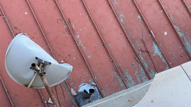 Beyoğlu’nda balkondan düşen kadını çanak anten kurtardı - Resim: 0