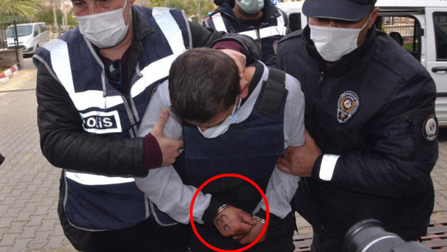 92 yaşındaki kadına tecavüz edip öldürdü! Katilin "Üç Hilal" dövmesine Bahçeli'den tepki bakanlıktan soruşturma - Resim: 0