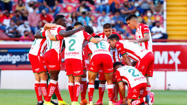 Mesut Özil takım satın alıyor! Eva Longoria ve Kate Upton da ortak - Resim: 1