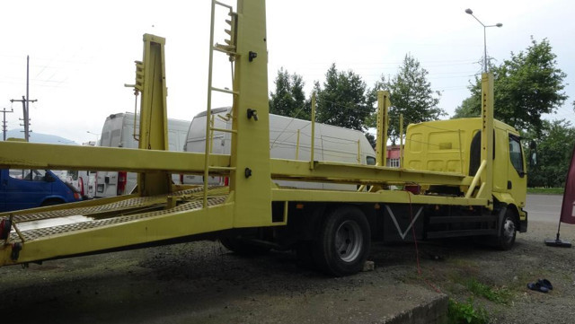 Samsun'da işçinin talihsiz ölümü: Çoklu araç taşıyıcının ikinci katı üzerine düştü - Resim: 0