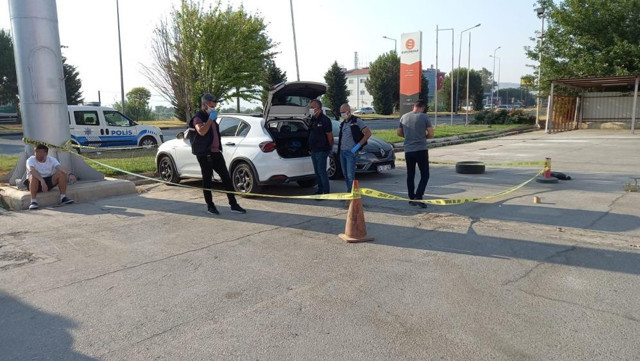 Aşırı dozda uyuşturucu alıp fenalaşan genç uykudan uyanamadı - Resim: 0