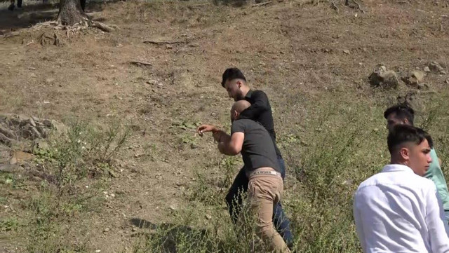 Bursa'da kahreden olay: Boğulma tehlikesi geçiren 3 çocuğunu kurtardı kendi öldü - Resim: 3