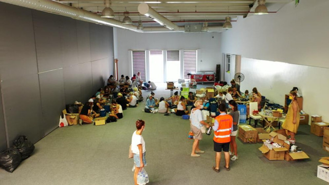 Bodrum'da yardımlar yeterli seviyeyi aştı Başkan Ahmet Aras: Lütfen artık göndermeyin - Resim: 0