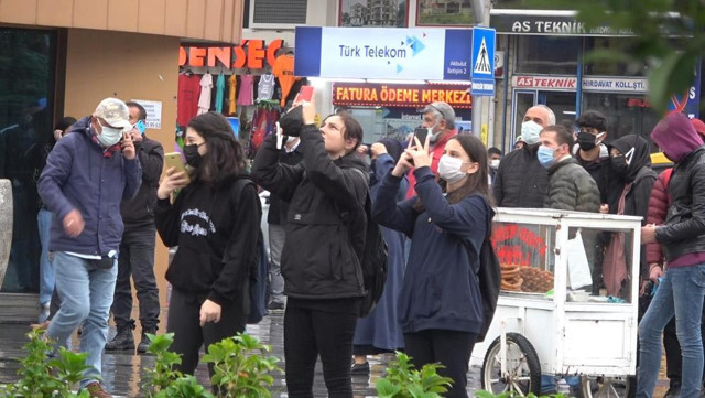 22. kez intihara kalkıştı Rize'de gören kaydı aldı yağmura bile aldırmadılar - Resim: 0