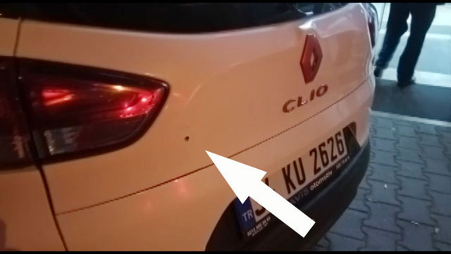 Avcılar'da arka koltukta oturan genç korkunç şekilde can verdi - Resim: 0