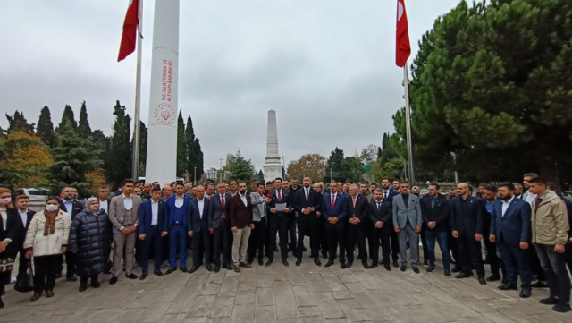 BBP ve Alperen Ocakları şehitlikteki görüntüler ile İYİ Partili Türkkan'a tepki gösterdi - Resim: 1