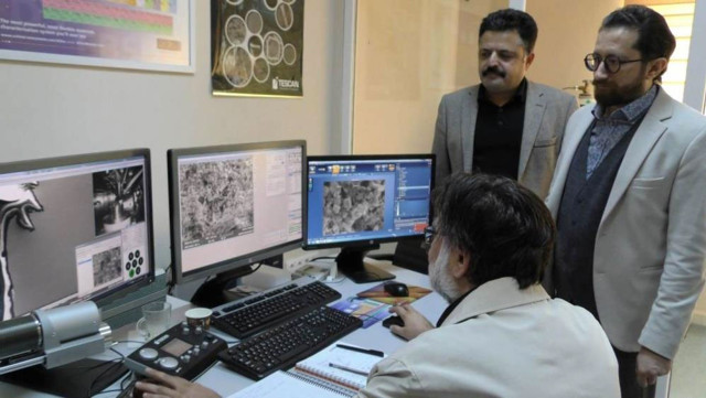 Bartın Üniversitesi ile TÜBİTAK el ele verdi zırh delici mermilere karşı üretilecek - Resim: 0