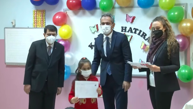 Milli Eğitim Bakanı Mahmut Özer'e soruldu yarıyıl tatili uzatılacak mı? Flaş açıklama - Resim: 0