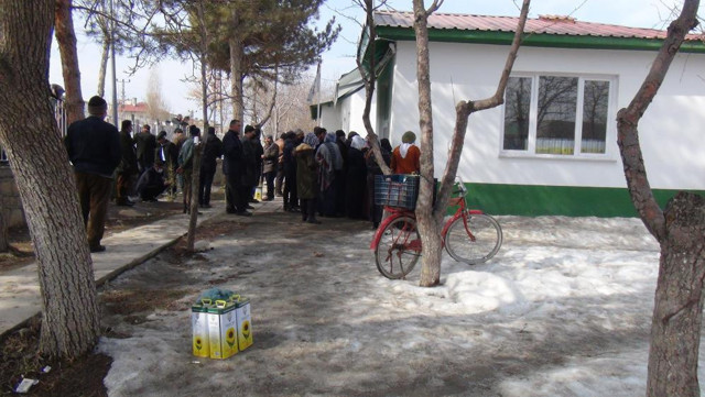 İndirimi duyan koştu! TMO 5 litrelik yağı 92,5 liradan satışa sundu - Resim: 0