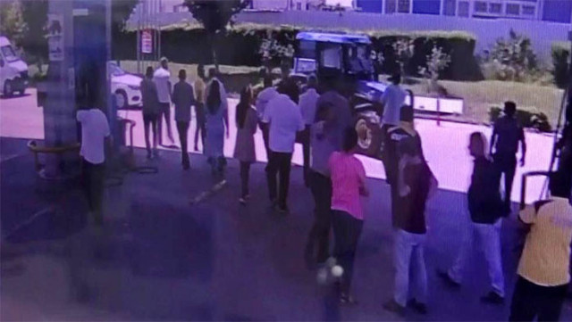 CHP’li Eren Erdem’in mazot haberinin kurgu olduğu ortaya çıktı çiftçi denilmişti kimliği belli oldu - Resim: 0