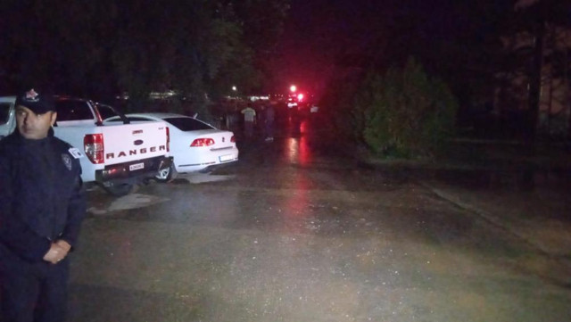 Afyonkarahisar'da eğitim uçağı düştü: 2 yaralı - Resim: 0