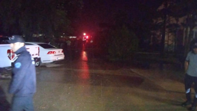 Afyonkarahisar'da eğitim uçağı düştü: 2 yaralı - Resim: 1