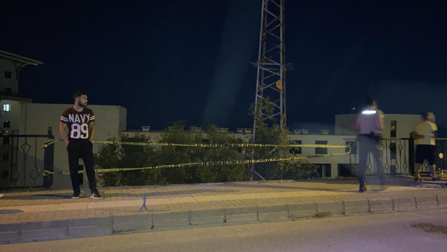 Otomobille ormanlık alana uçtu, 8 metre tırmanarak hastaneye gitti! - Resim: 2