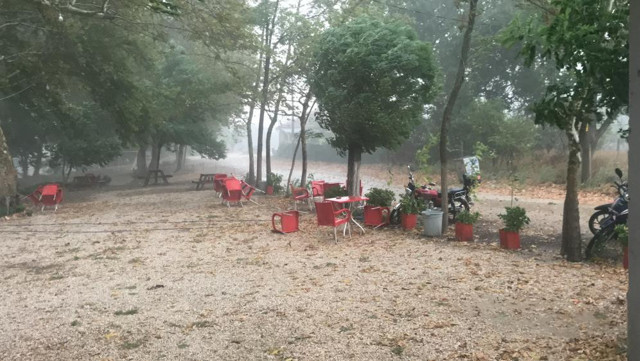 Ceviz kadar dolu yağdı meteoroloji demişti İstanbul'a geliyor Tekirdağ ve Çanakkale şaşkın - Resim: 0